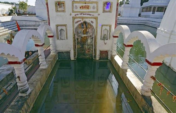 amarkantak narmada kund