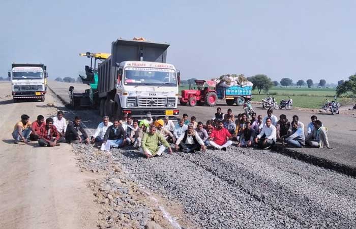 lalakheda-farmers-protest-highway