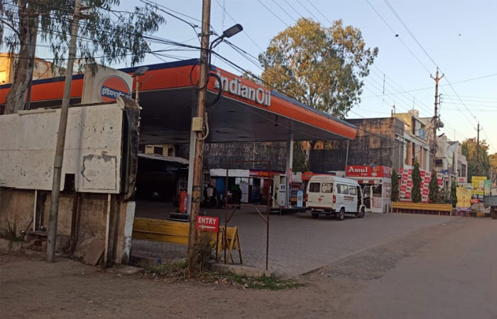 dhar-petrol-pump