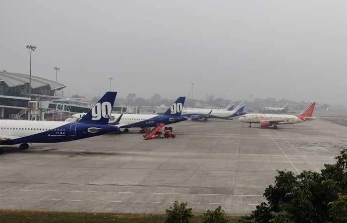 indore-airport-in-dense-fog