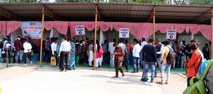 narsinghpur-job-fair-3