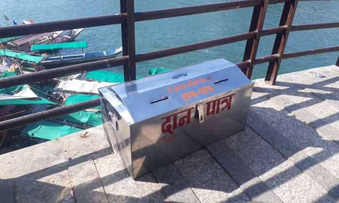 omkareshwar donation-box-stolen
