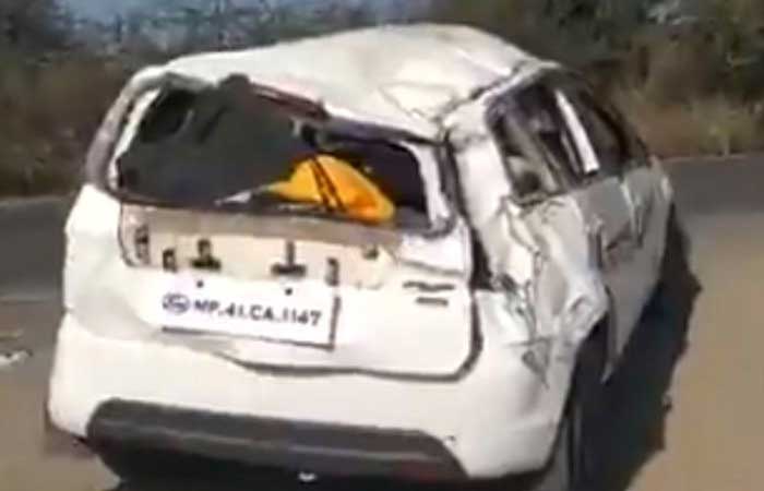 indore-hatod-car-accident