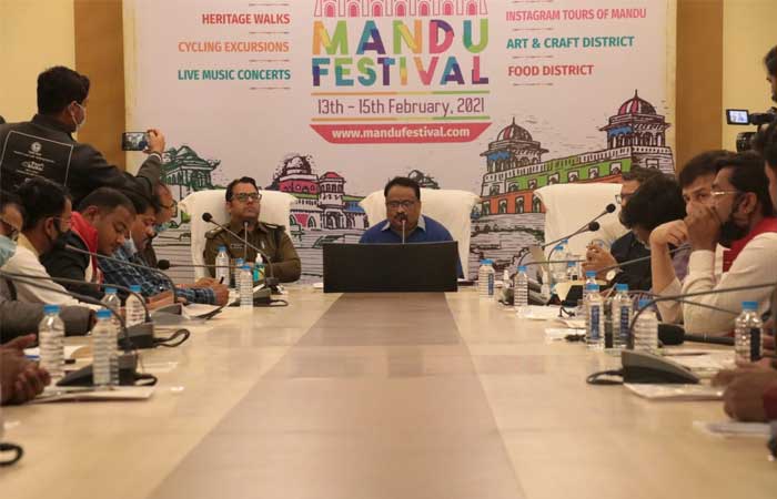mandu-festival-decide