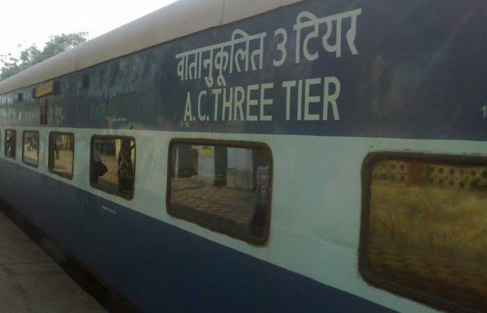 amarkantak-express-theft