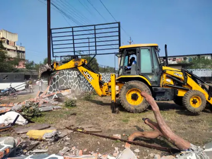 farmhouse demolish