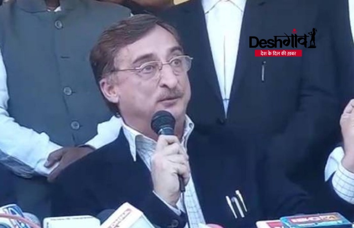 vivek tankha files case