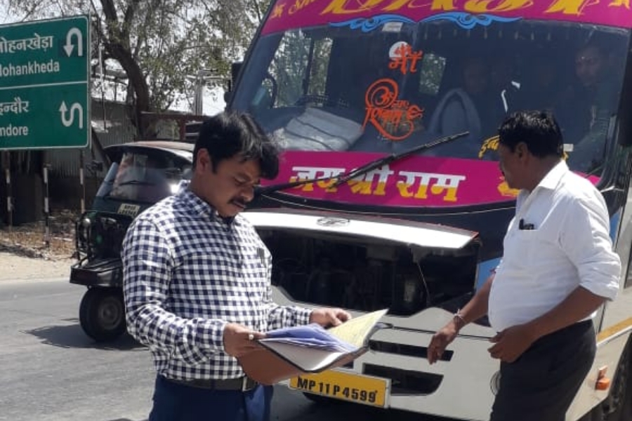 dhar rto seized bus