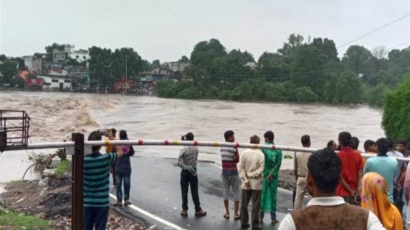 betul heavy rain road closed