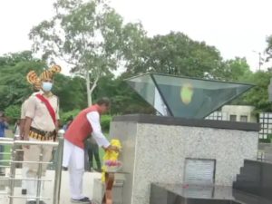 cm shivraj tributes to kargil war hero
