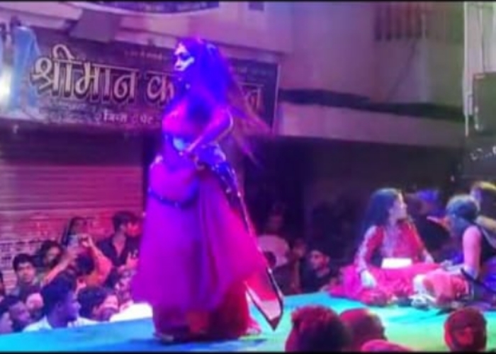 dhar obscene dance