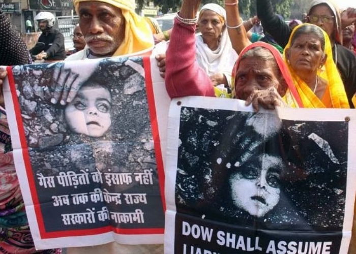 bhopal gas tragedy hunger strike