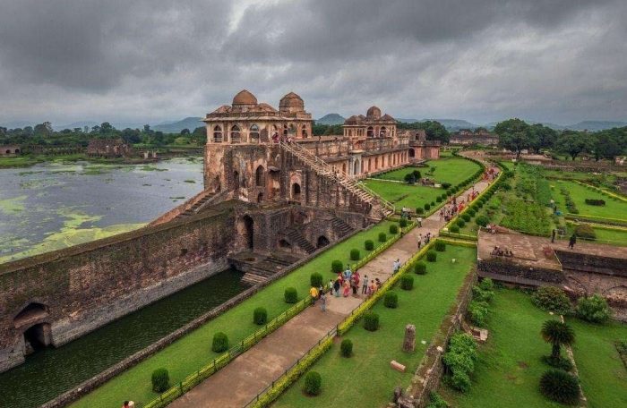 mandu jahaj mahal