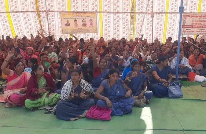 cg anganwadi workers strike