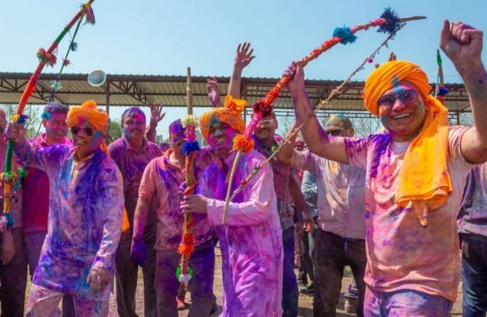 dhar police line holi celebration