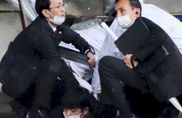 japan pm smoke bomb attack