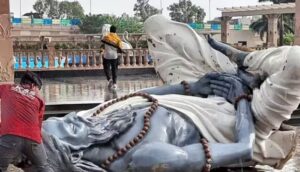 mahakal lok idols fell down