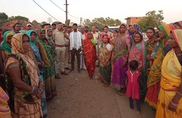 narsinghpur sharab bandi protest