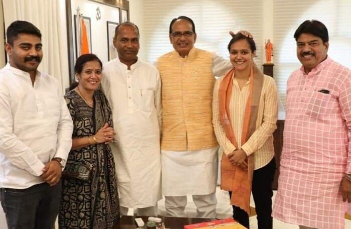 sanskriti somani with mp cm