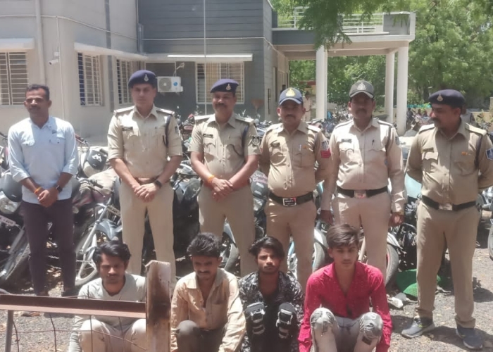 bike robbers gang busted in dhar