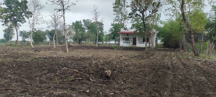 farming in farm house