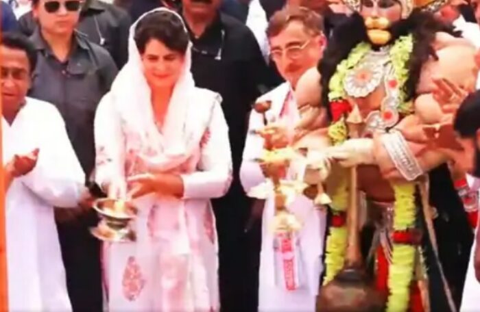 priyanka gandhi worship