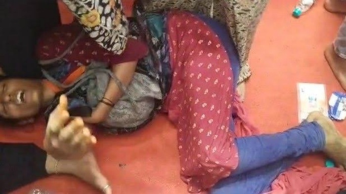 injured woman in bageshwar dham stampede